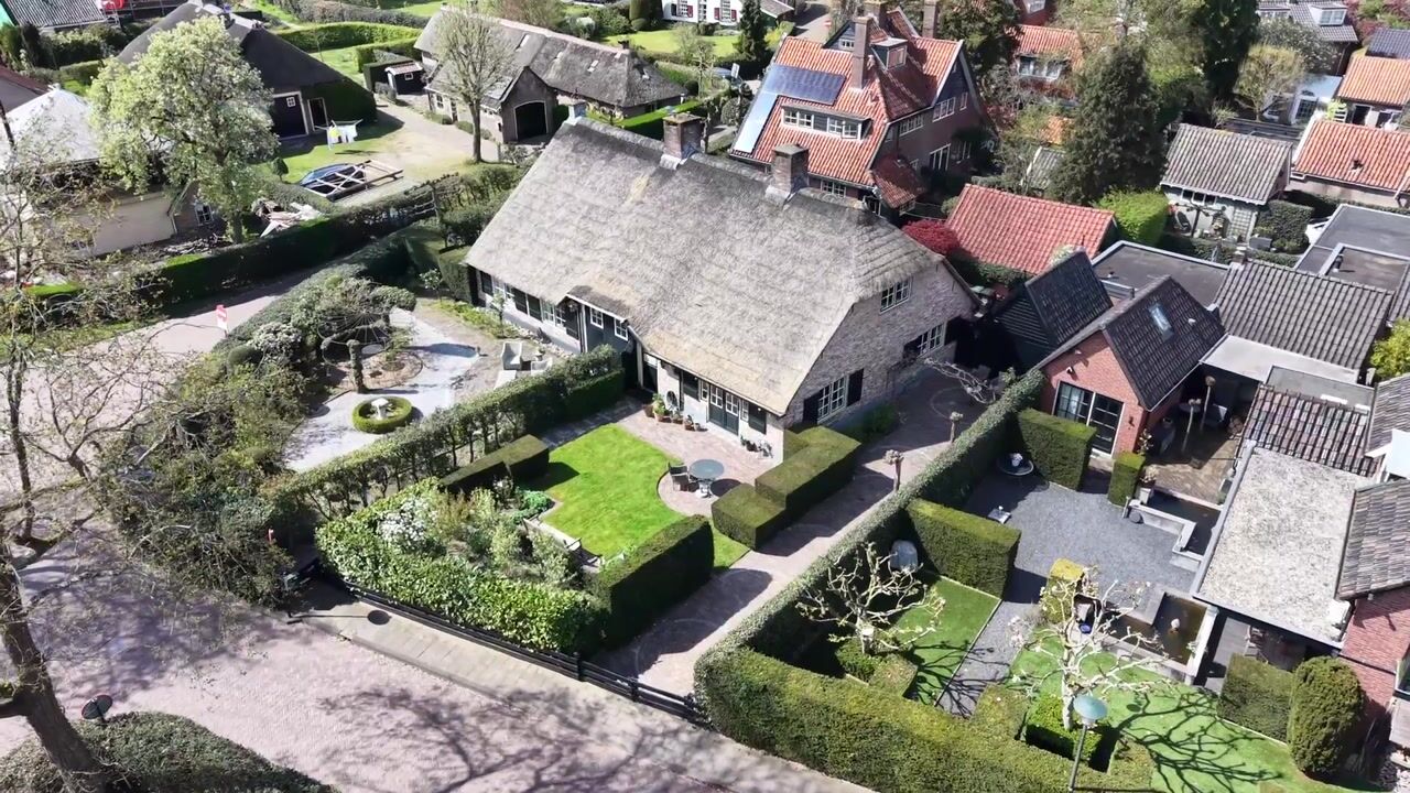 Video of Middenweg 4-B