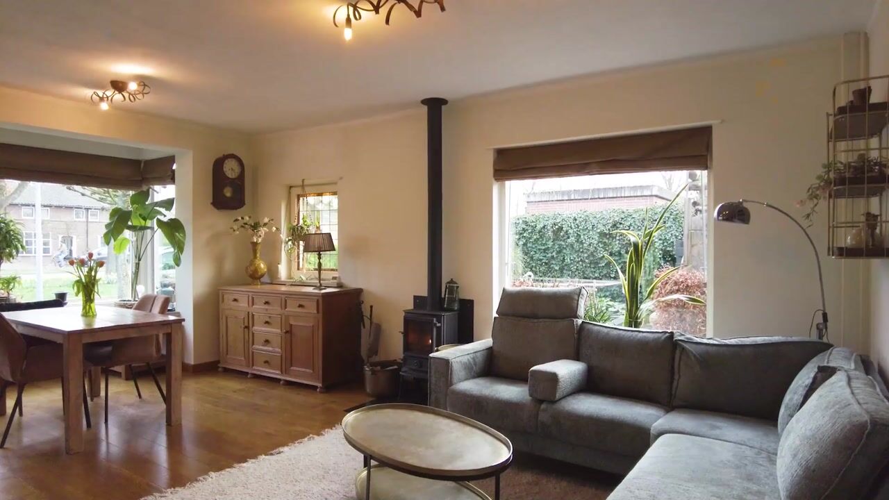 Video van Adriaan Oomenstraat 1