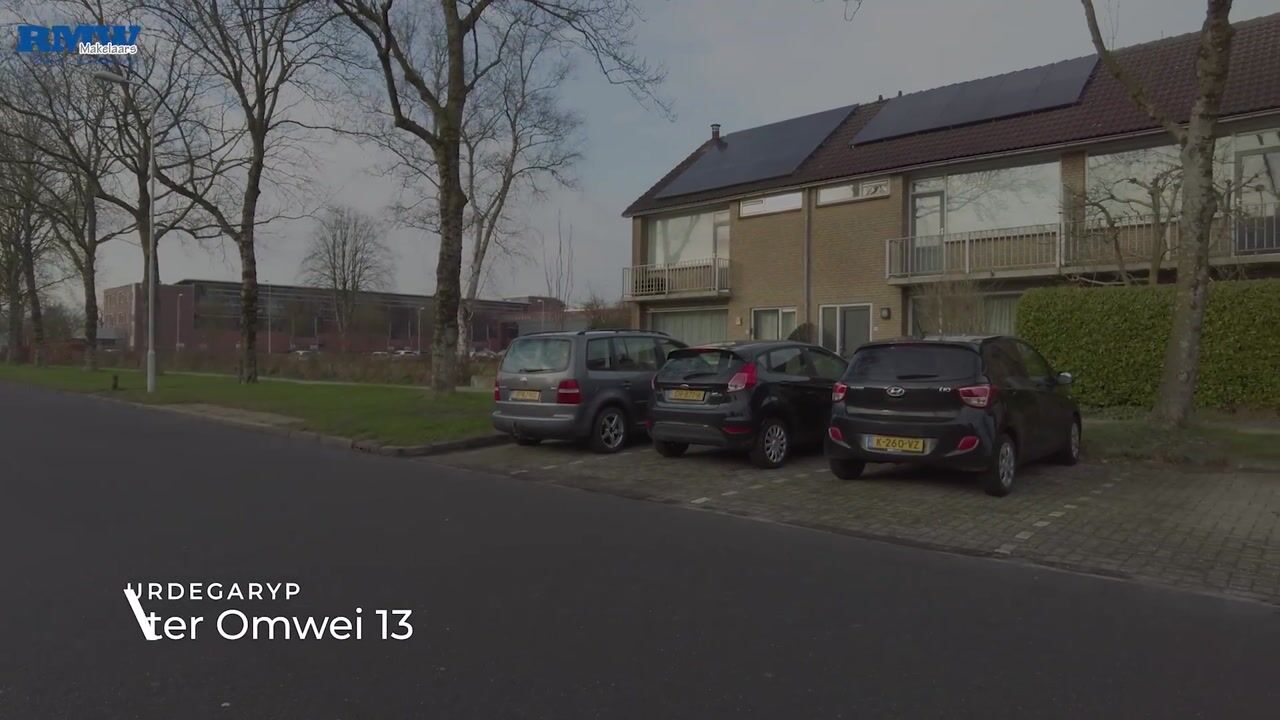Video van Easter Omwei 13