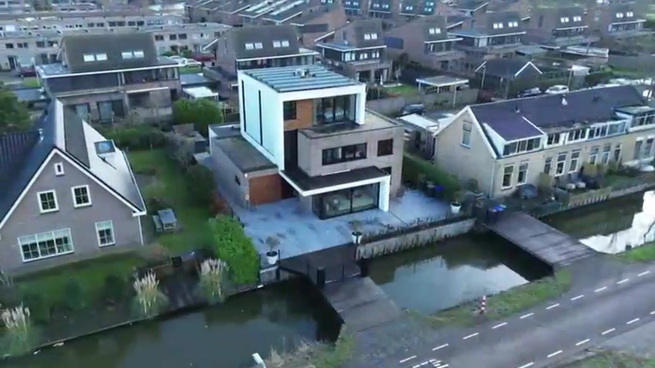 Video van Meerweg 28