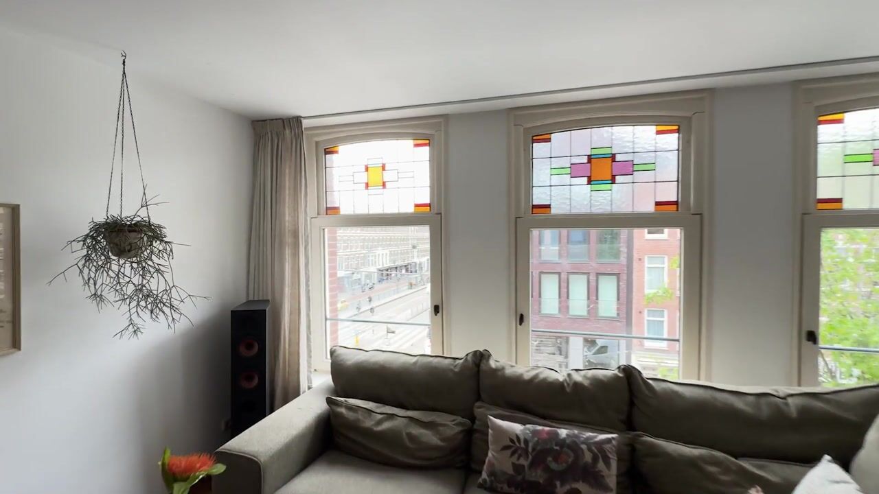 Video van Ferdinand Bolstraat 111-3