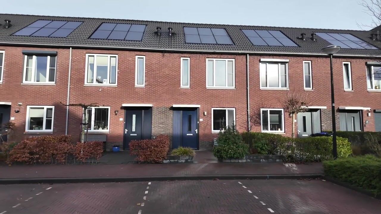 Video van Klompenmaker 57