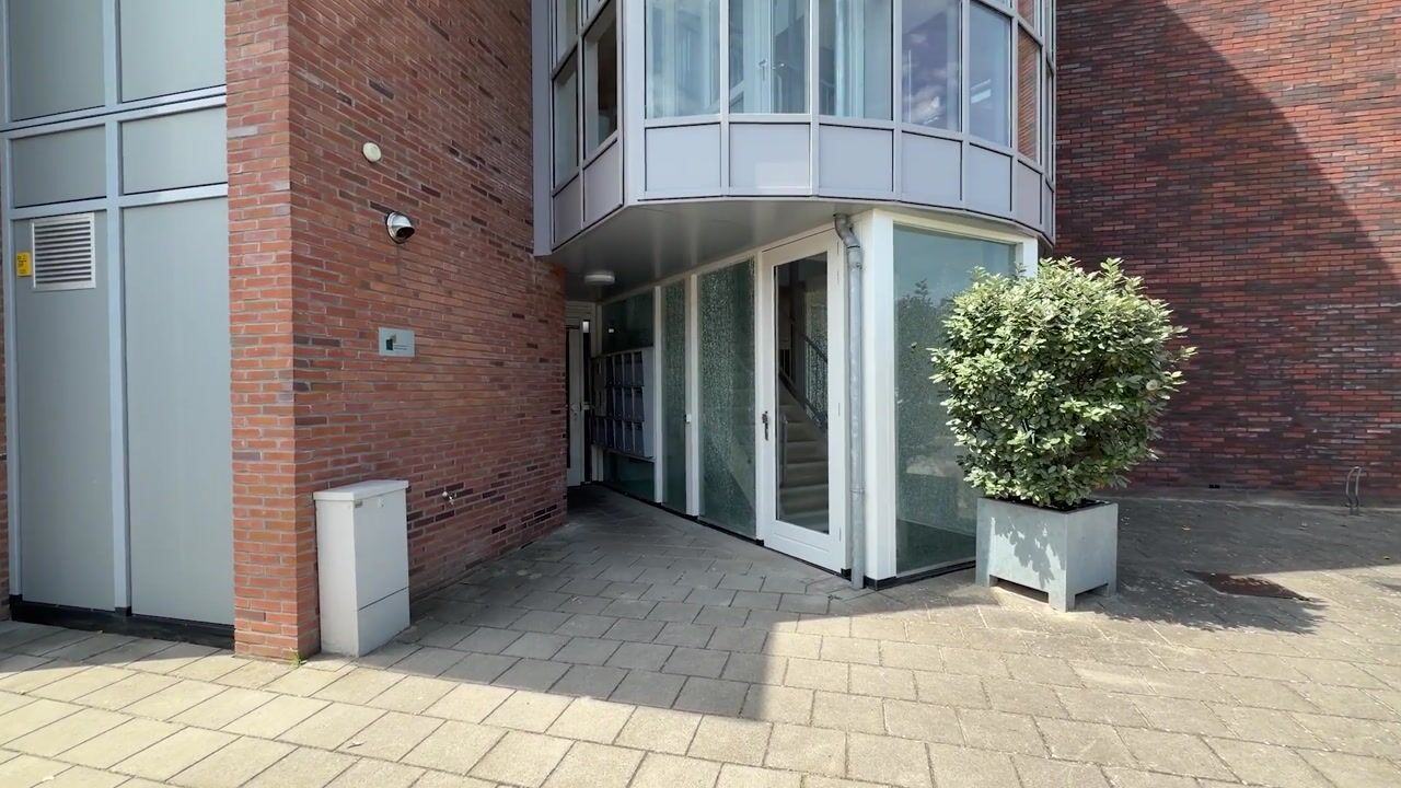 Video van Burgemeester Wallerweg 39