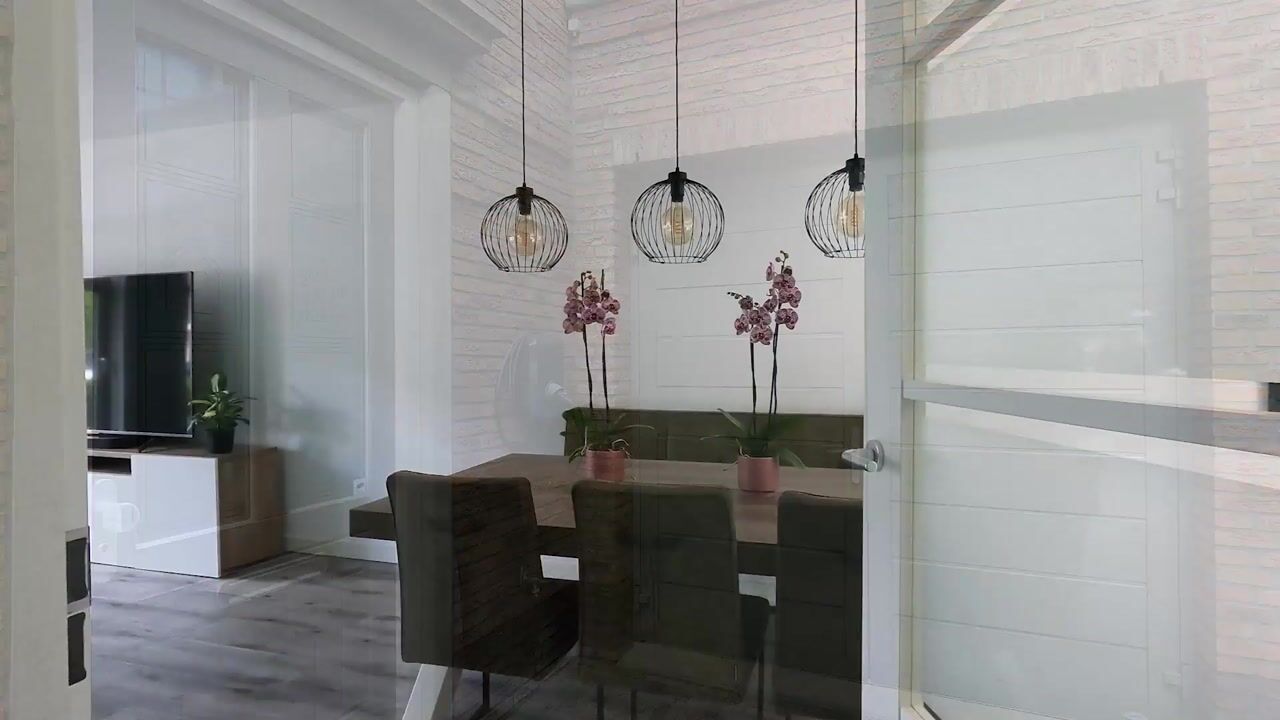 Video of Vossenzoom 245