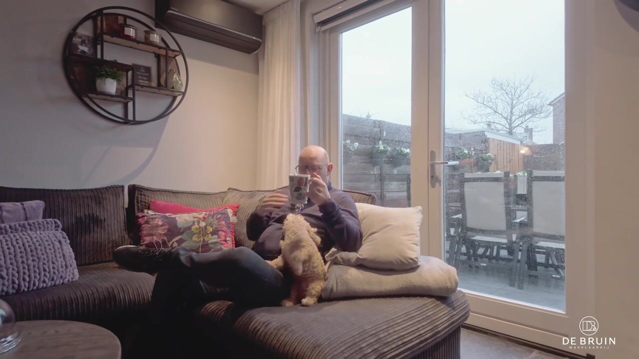 Bekijk video van Bloemendaalstraat 19