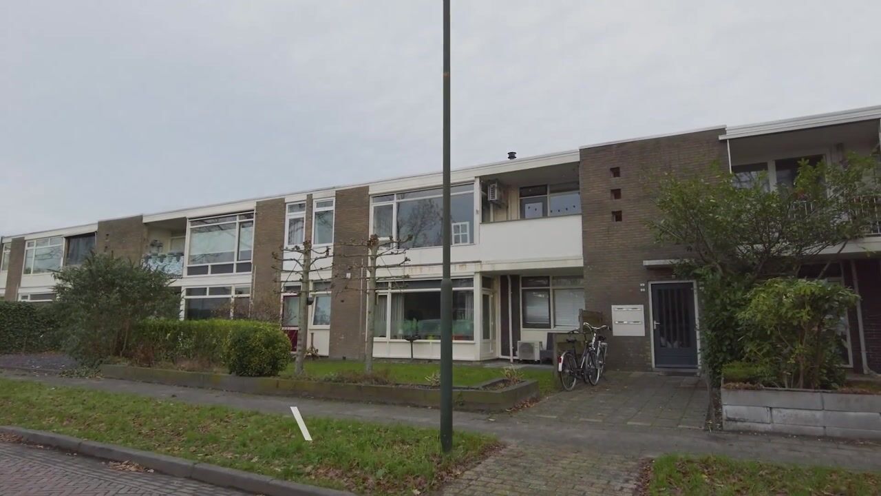 Video van Martenskamp 8