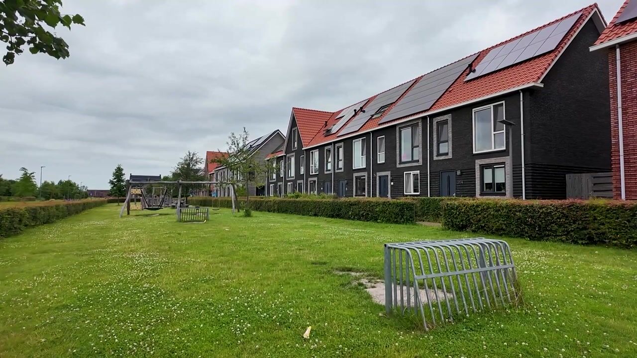 Video van Meeroeverslaan 202