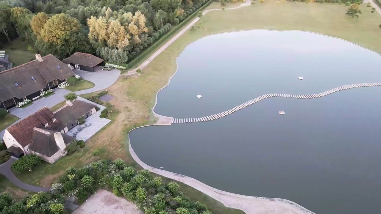 Video van Molenweg 18