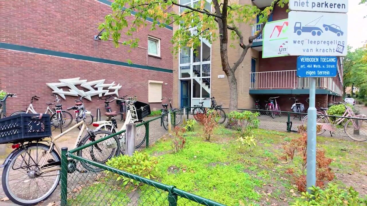 Video van Anna van Burenlaan 152