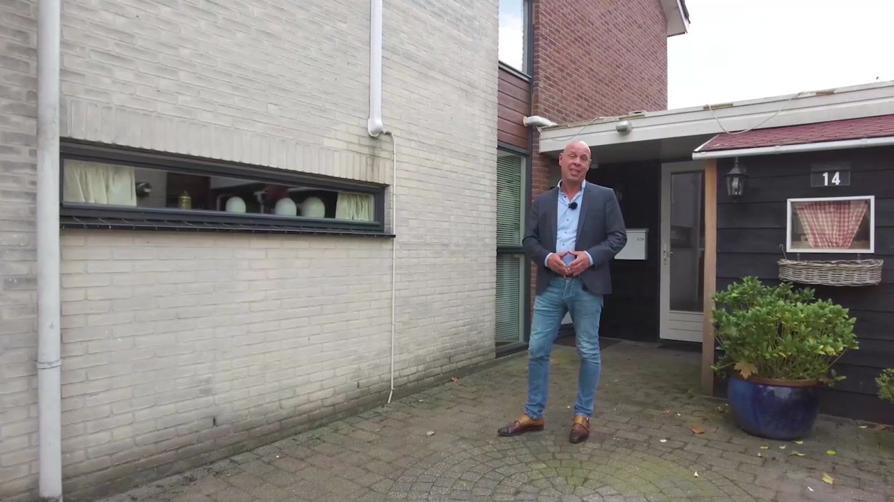 Bekijk video van Titaniumstraat 14