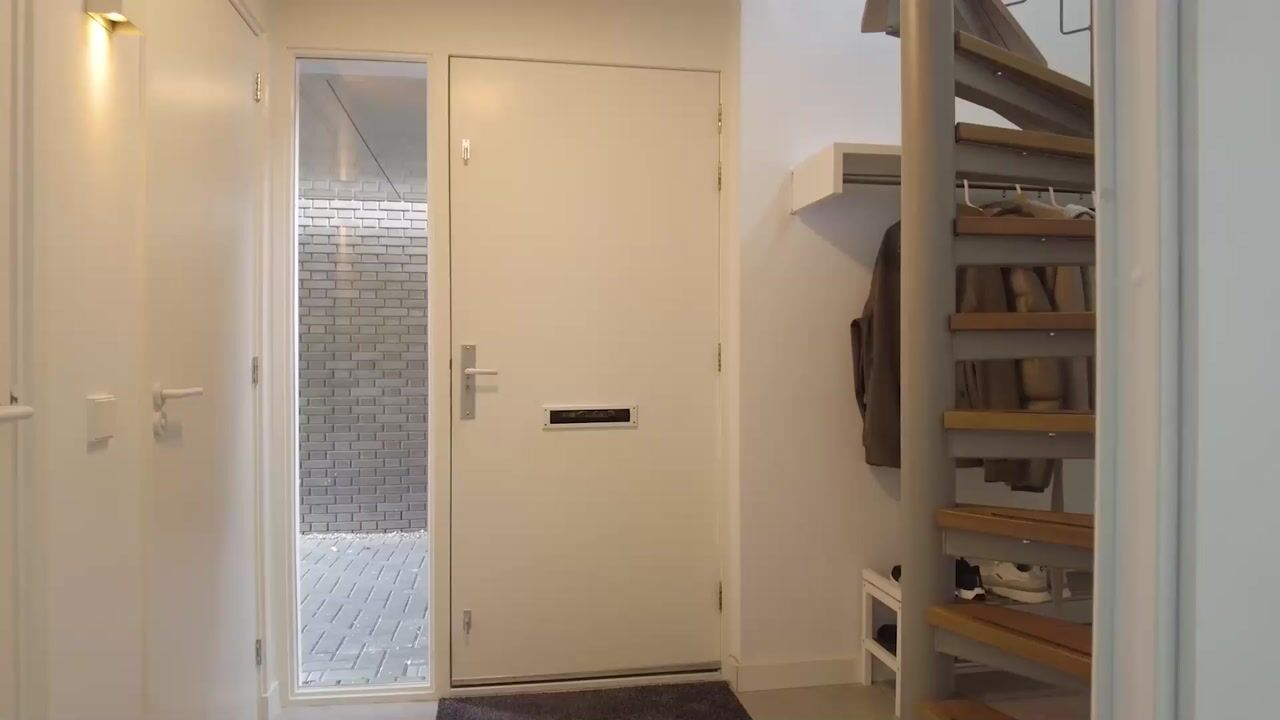 Video van Pater Pirestraat 35-04