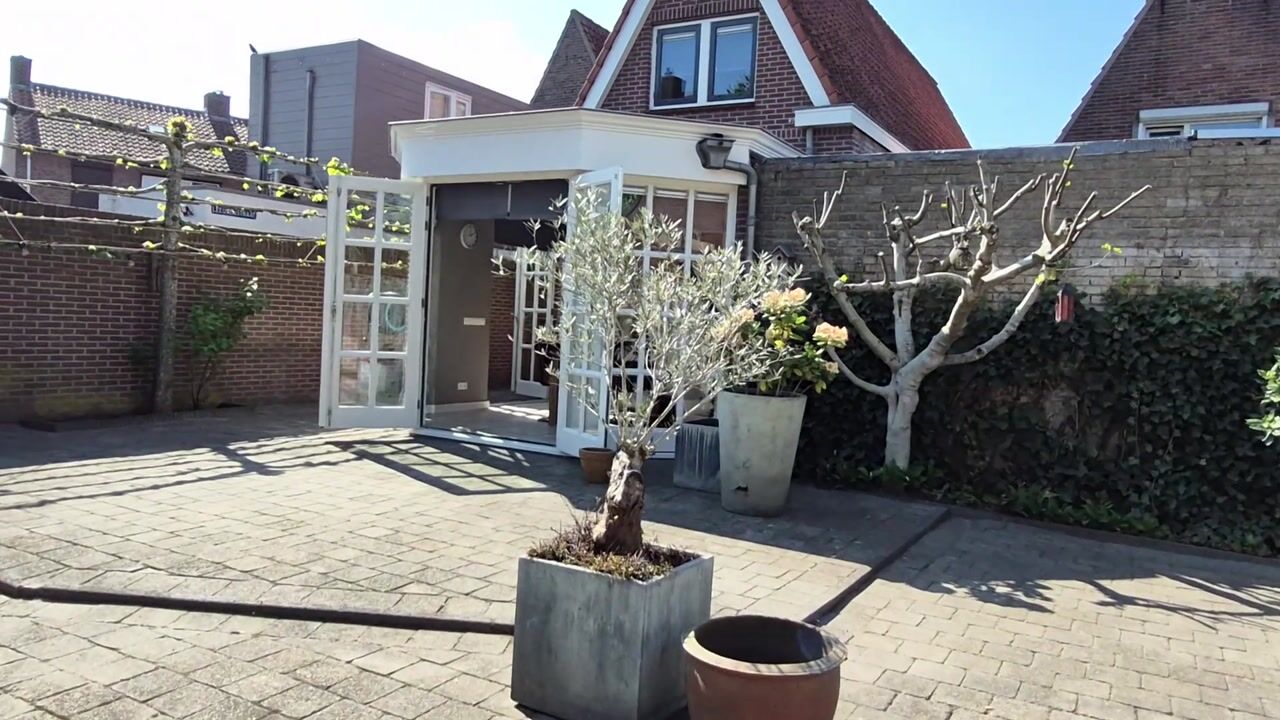Video van Leeuwenstraat 28