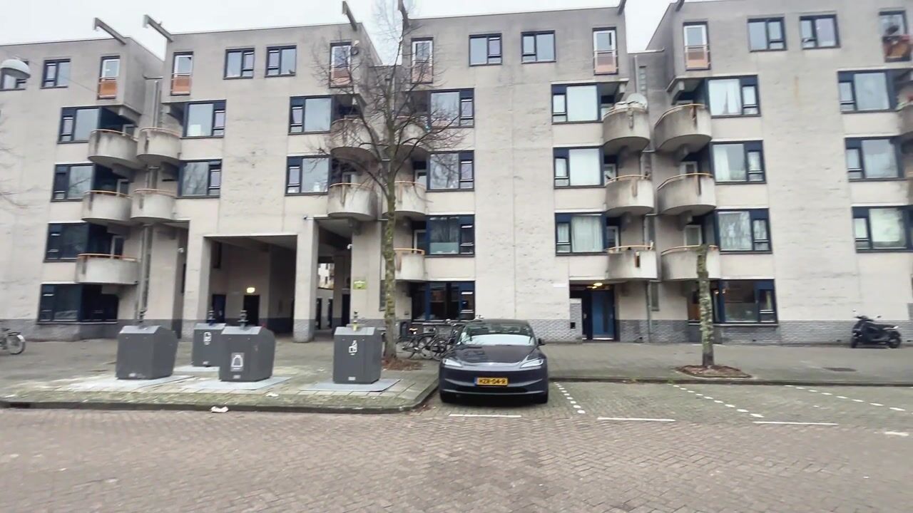 Video van Berthold Brechtstraat 693
