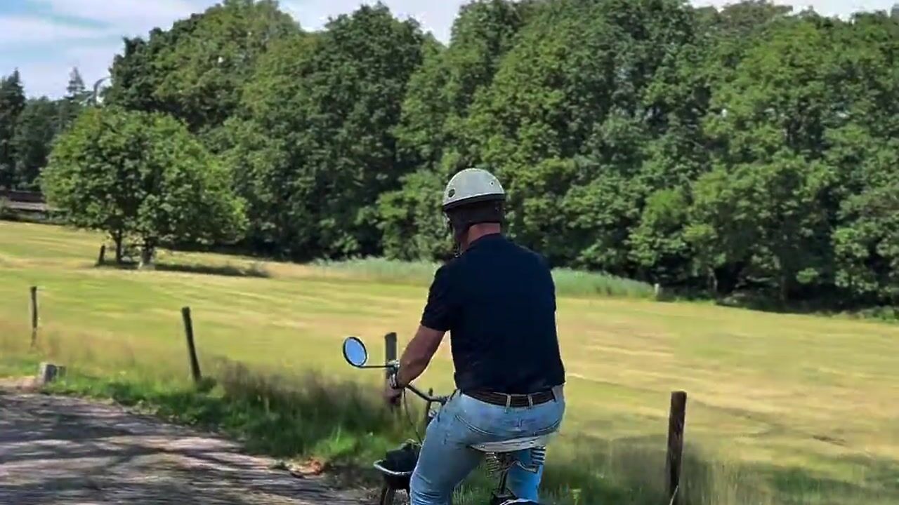 Video van Oldenzaalsestraat 1155