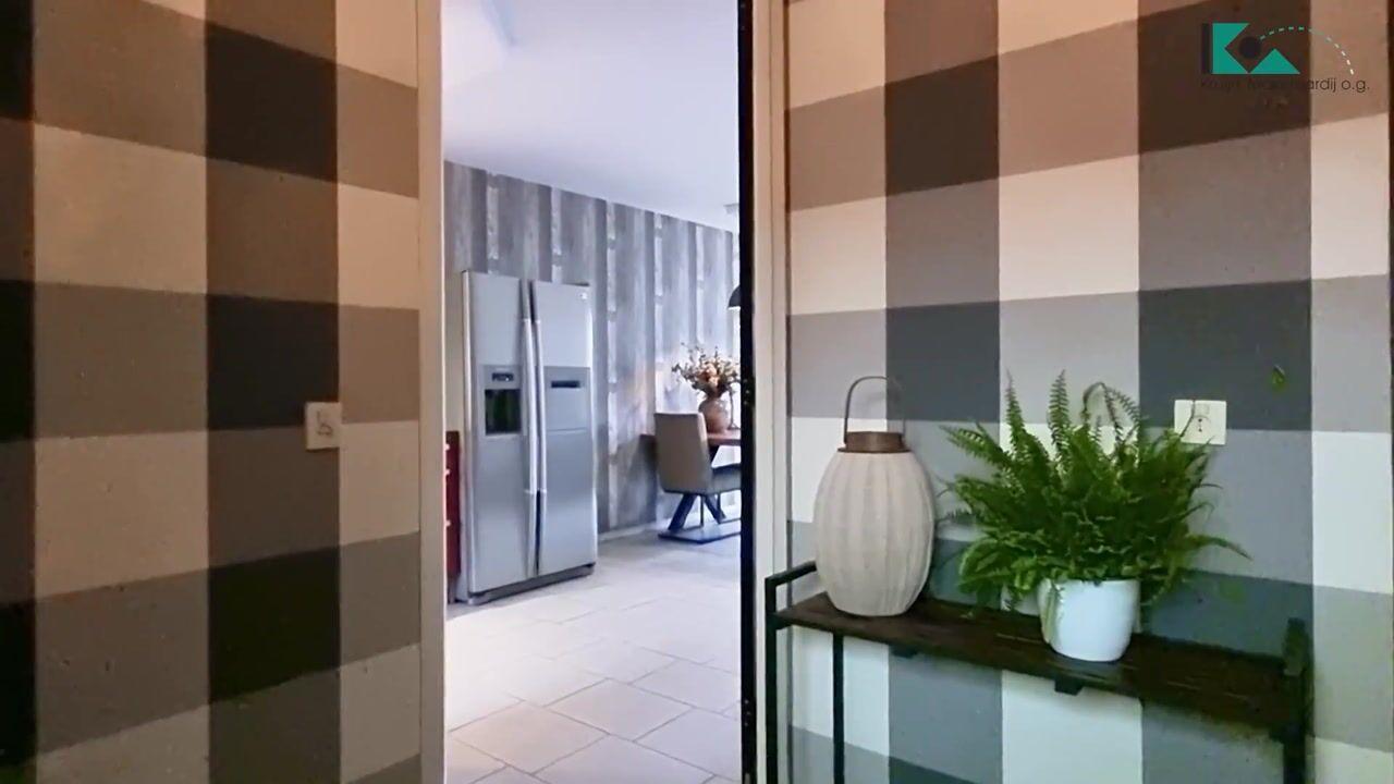 Video van Dotterbloem 12