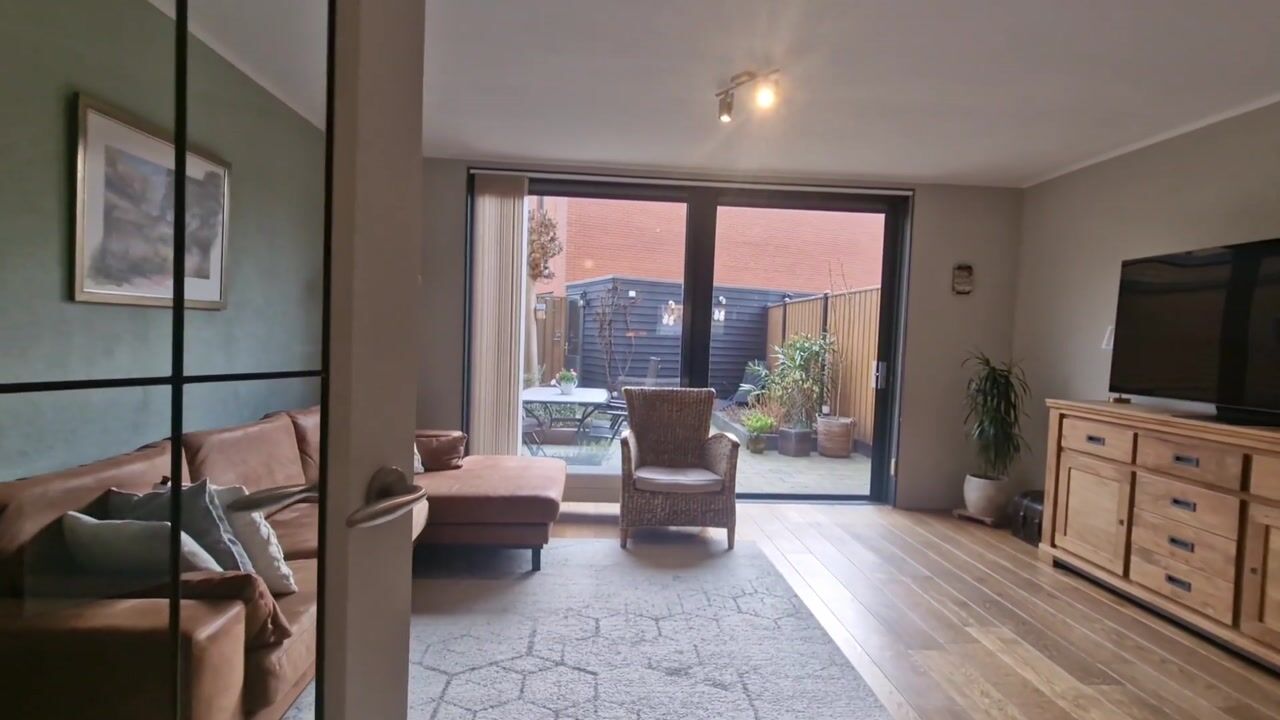 Video van Middenweg 244