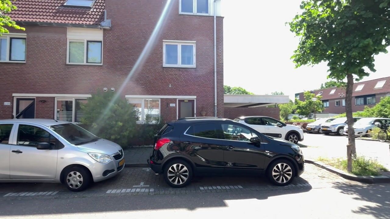 Video van Dr. J. Presserstraat 337