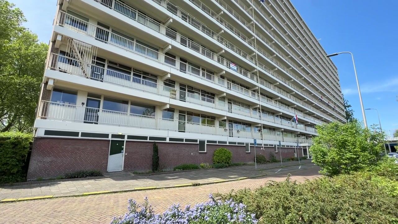 Video van Louis Couperusplaats 135