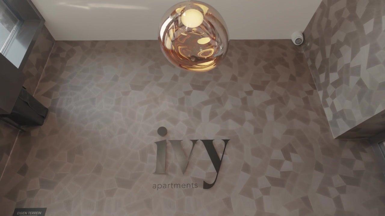 Bekijk video van ivy Apartments