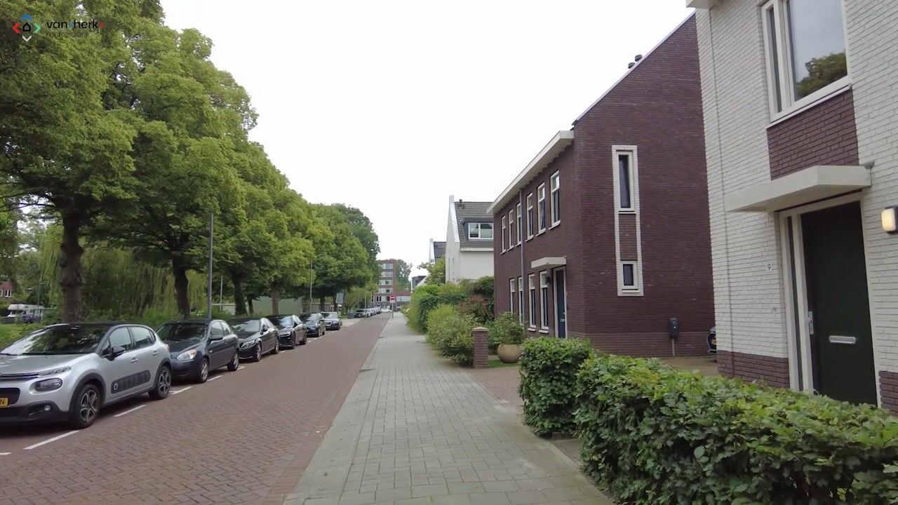 Bekijk video van Directeur de Gelderstraat 9