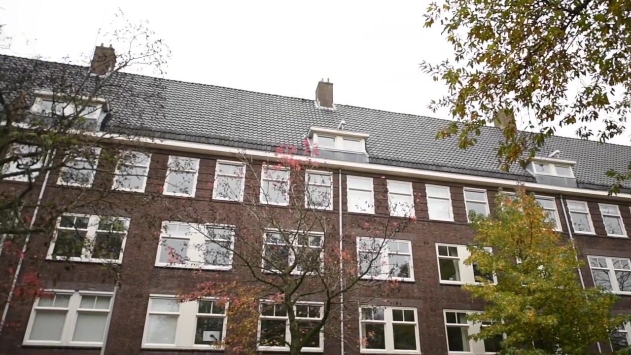 Bekijk video van Warmondstraat 71-3