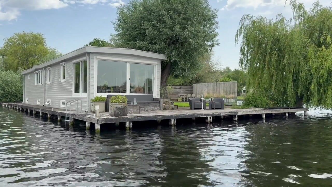 Video van Vinkenkade 7-B