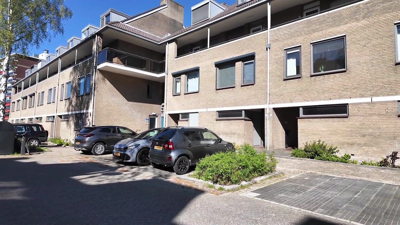 Video van Anna van Hensbeeksingel 53