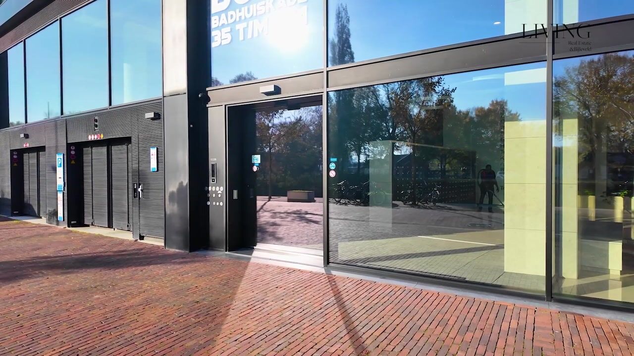 Video van Badhuiskade 109