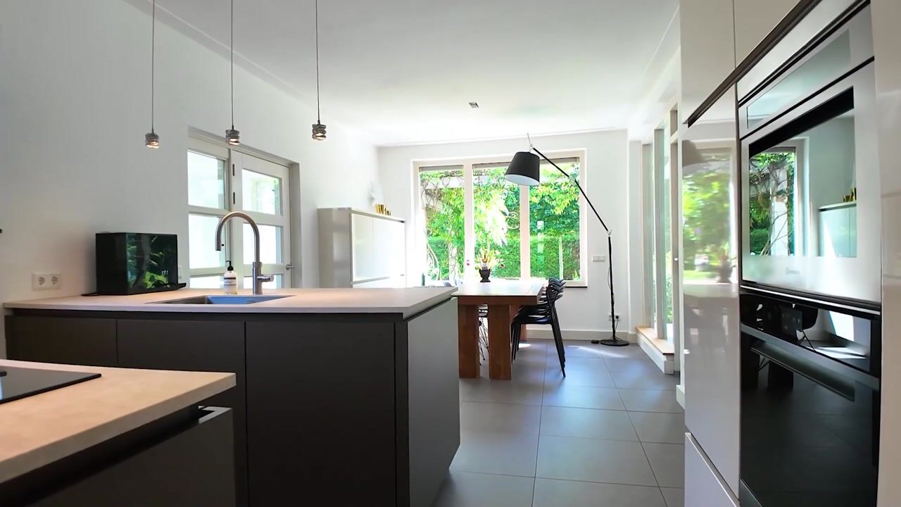 Video van Burgemeester van Grotenhuisstraat 5