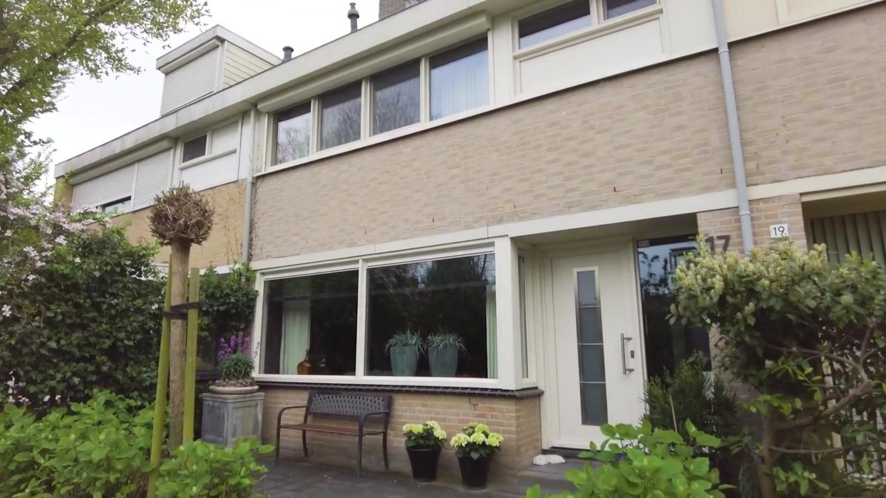 Video van Apollolaan 17
