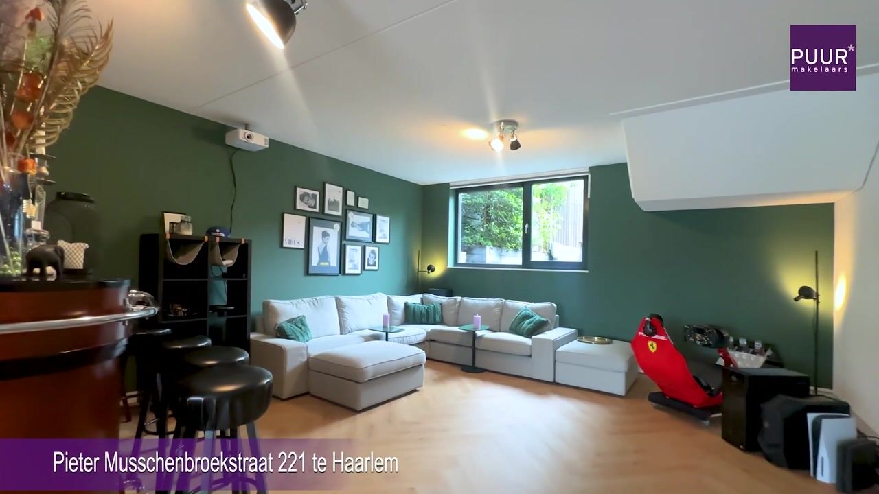 Video van Pieter van Musschenbroekstraat 221