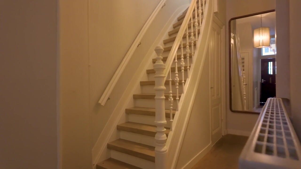 Video van Tweede Helmersstraat 87-H