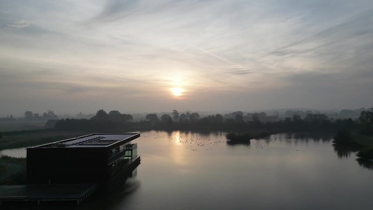 Bekijk video van Noord IJsseldijk 123