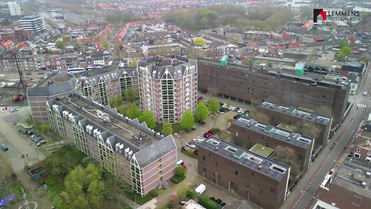 Video van Anna Paulownahof 91