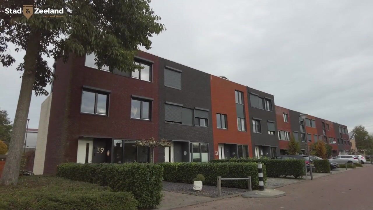 Video of John Denverlaan 39