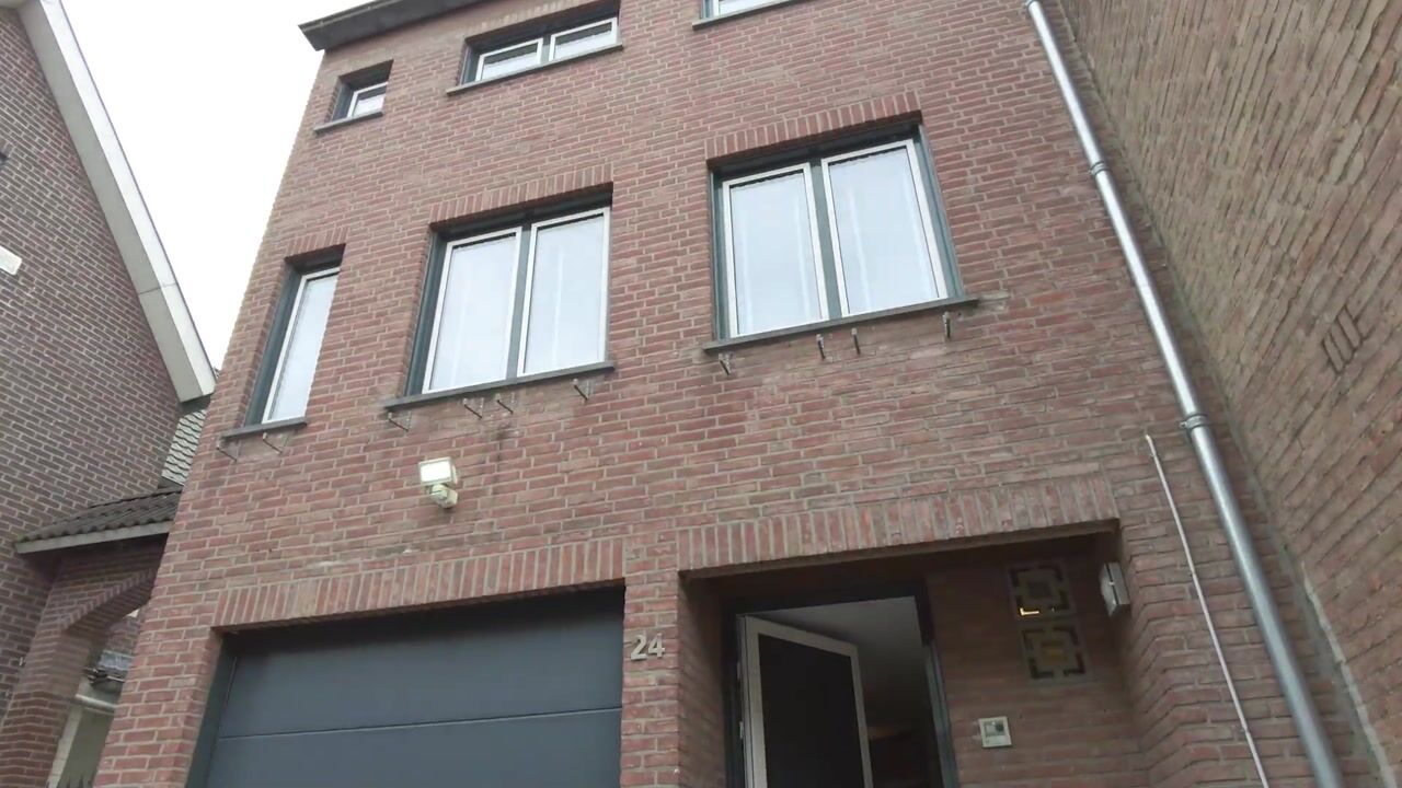 Bekijk video van Kruisstraat 24