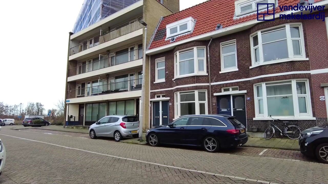 Bekijk video van Parallelstraat 48-A