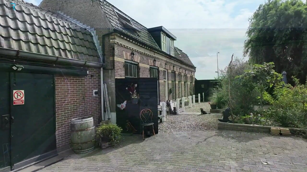 Bekijk video van Molendijk 44