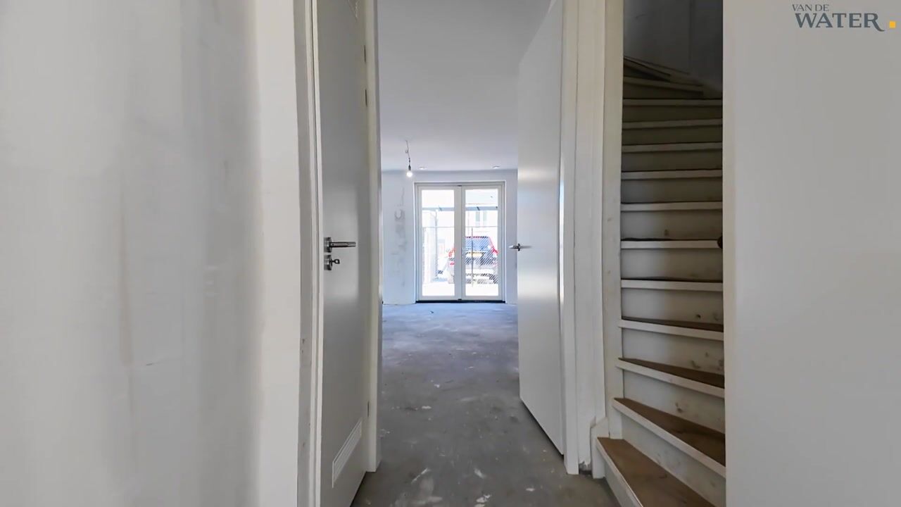Video van Abdis van Thornstraat 70-G