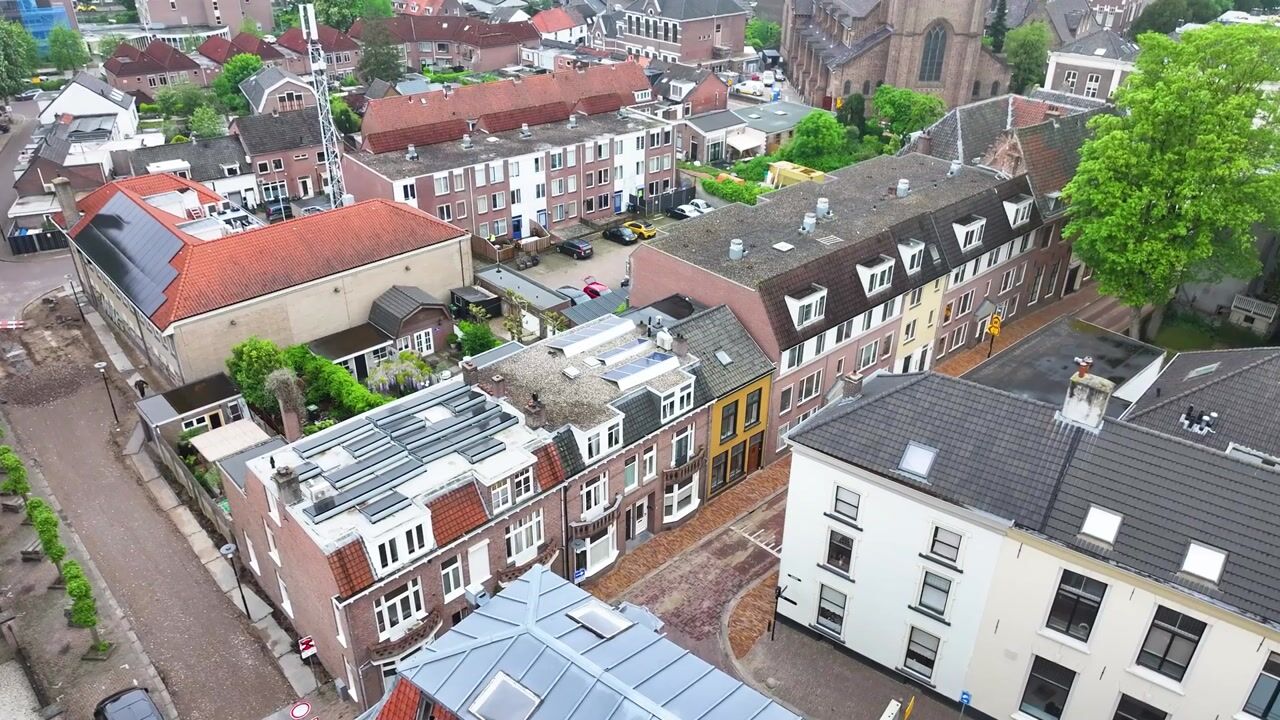 Video of St. Walburgstraat 9