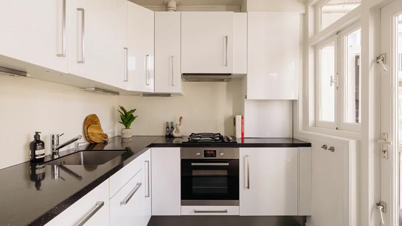 Video van Rietwijkerstraat 44-2