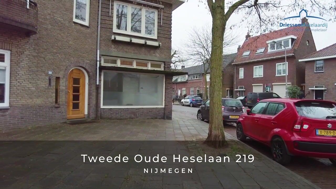 Bekijk video van Tweede Oude Heselaan 219