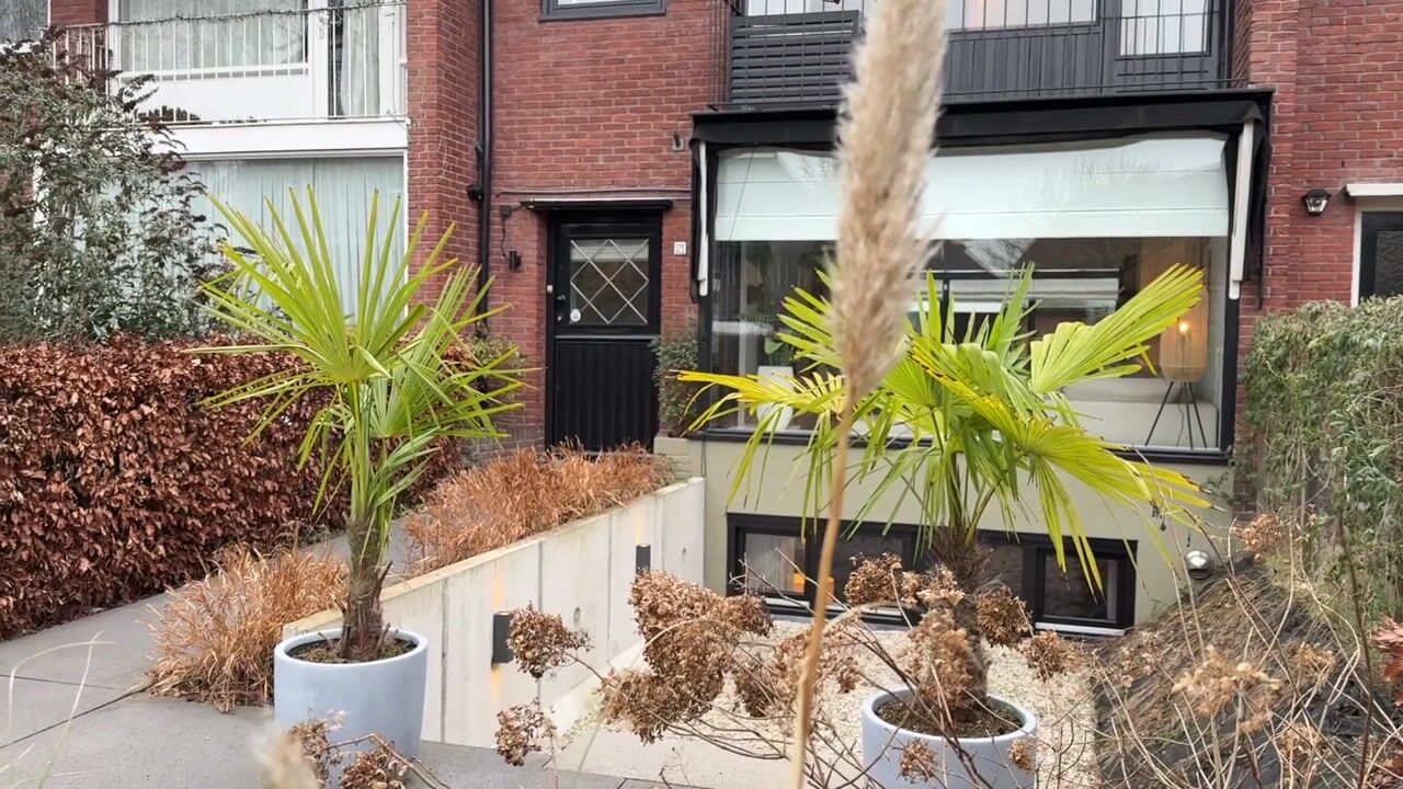 Video van Loosdrechtseweg 121