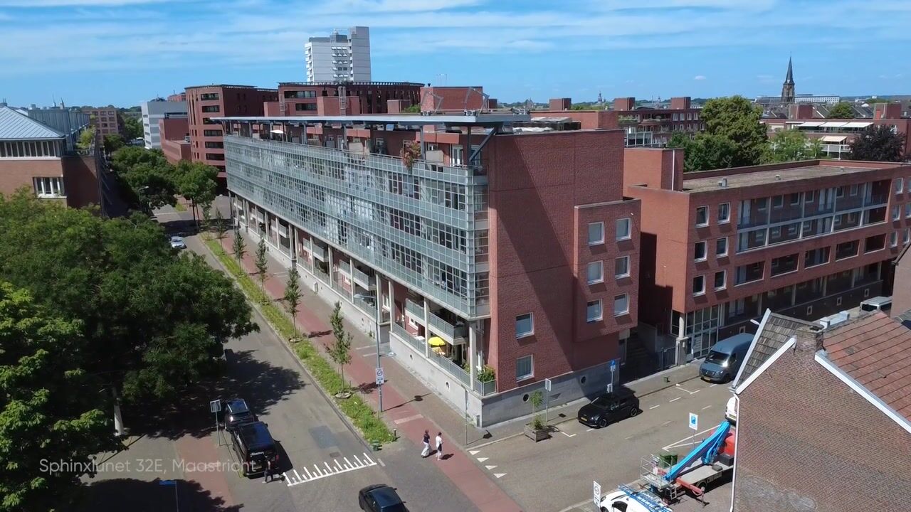 Video van Sphinxlunet 32-E