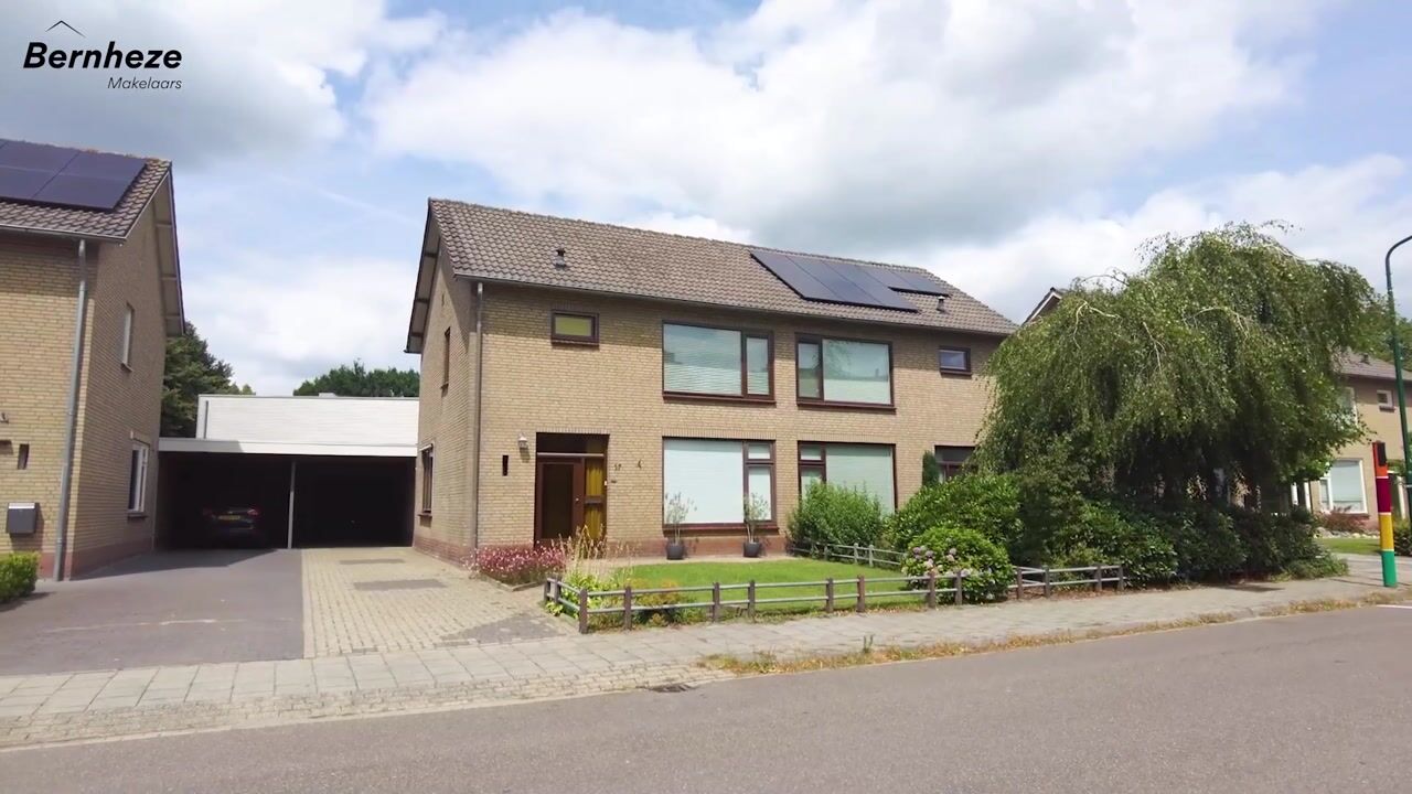 Video van De Hoef 17