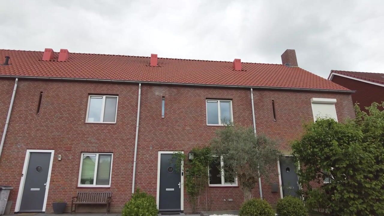 Video van Klompenmaker 54