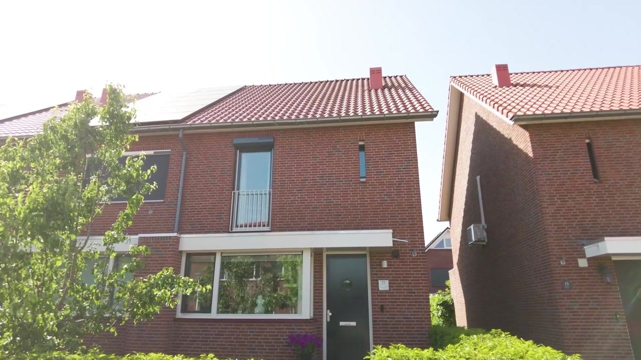 Video van Hoefsmid 11