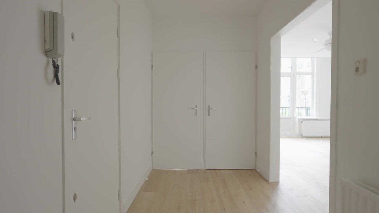 Video van Admiraal De Ruijterweg 45-1