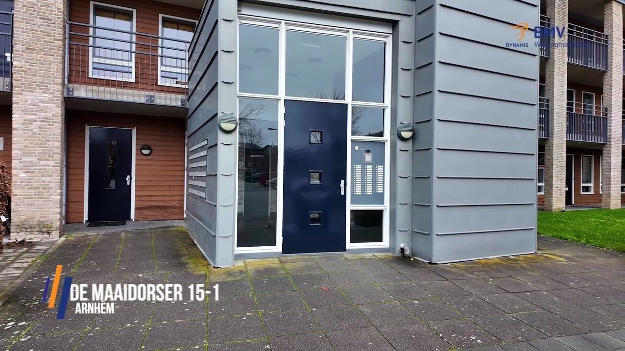 Bekijk video van De Maaidorser 15-1