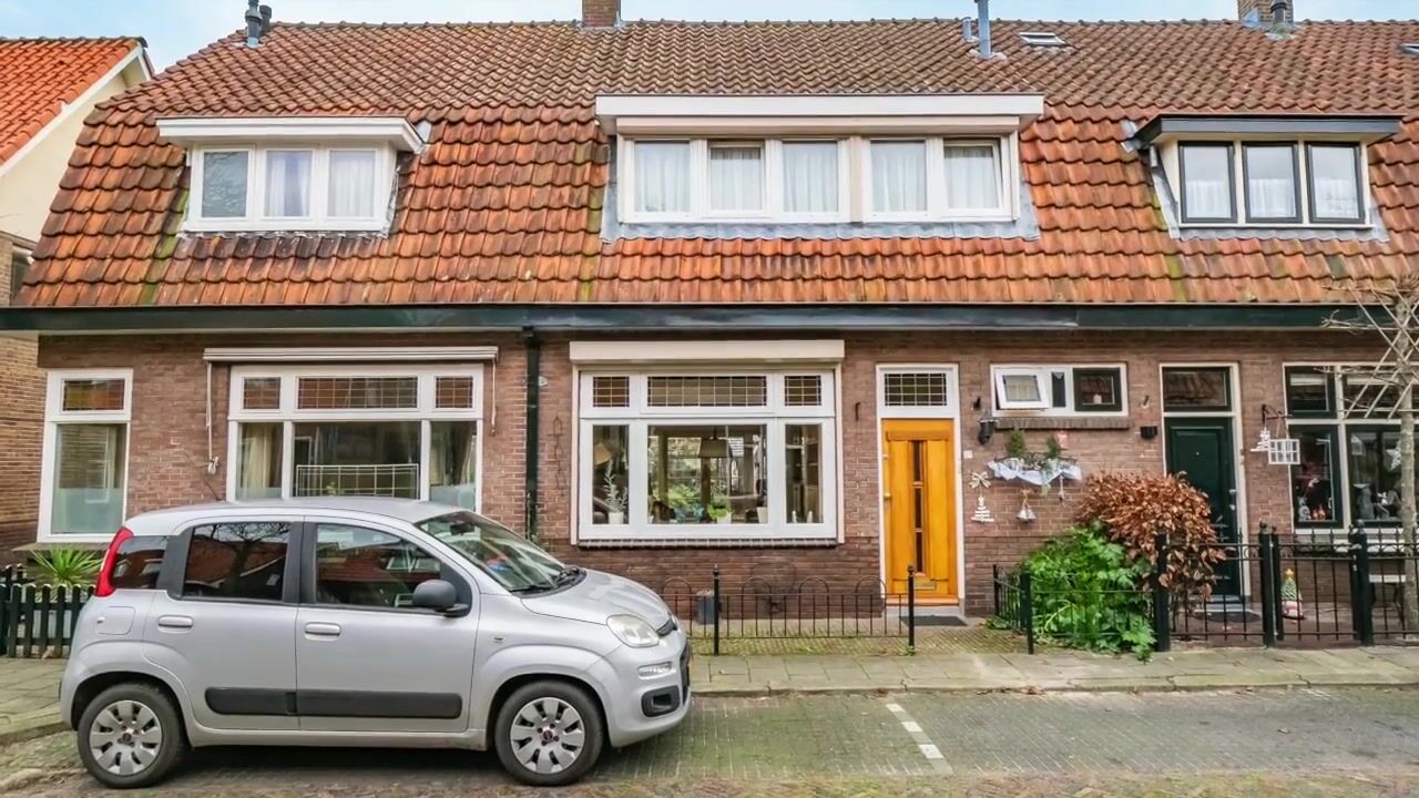 Video van Burgemeester Strick van Linschotenstraat 27